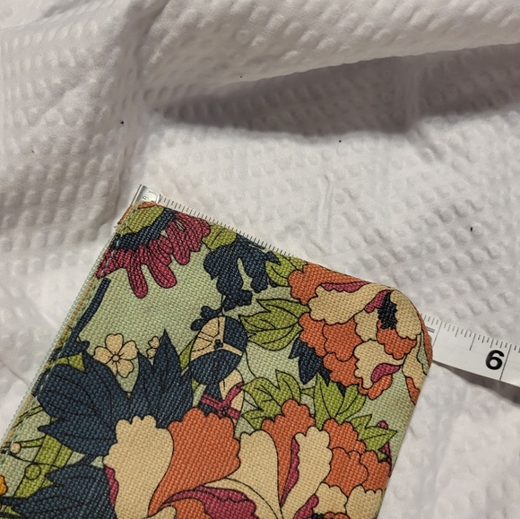 Sakroots Floral Cloth Wristlet - Picture 10 of 10